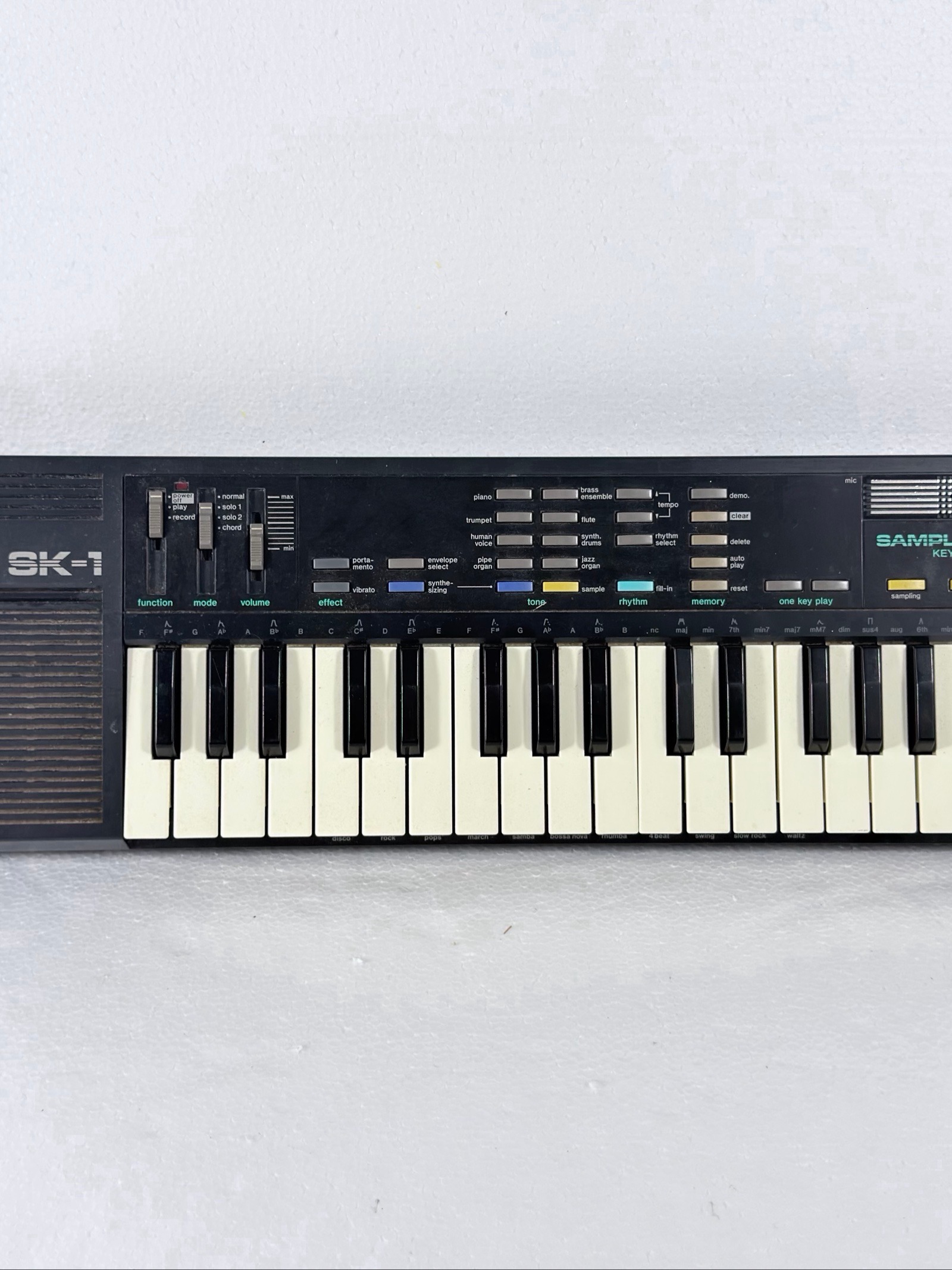 CASIO SK-1 Portable 32-Key Lo-Fi Electronic Sampling Keyboard Tested Working